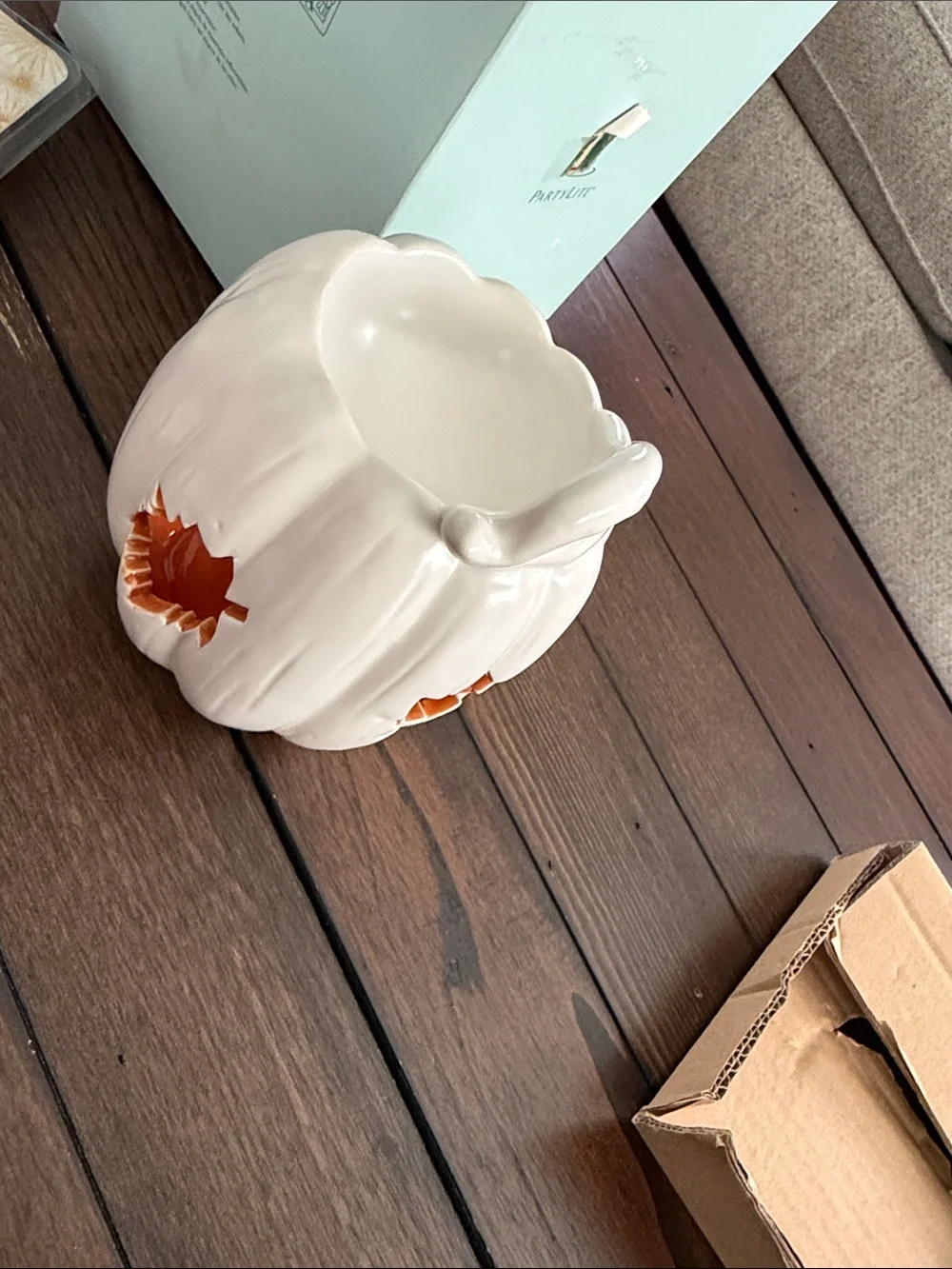 PartyLite Autumn Pumpkin Aroma Melts Warmer with ginger pumpkin melts - Picture 8 of 15